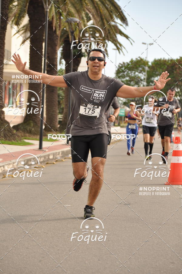 Buy your photos of the eventSantander Track&Field  Run Series - Shopping Vitria on Fotop