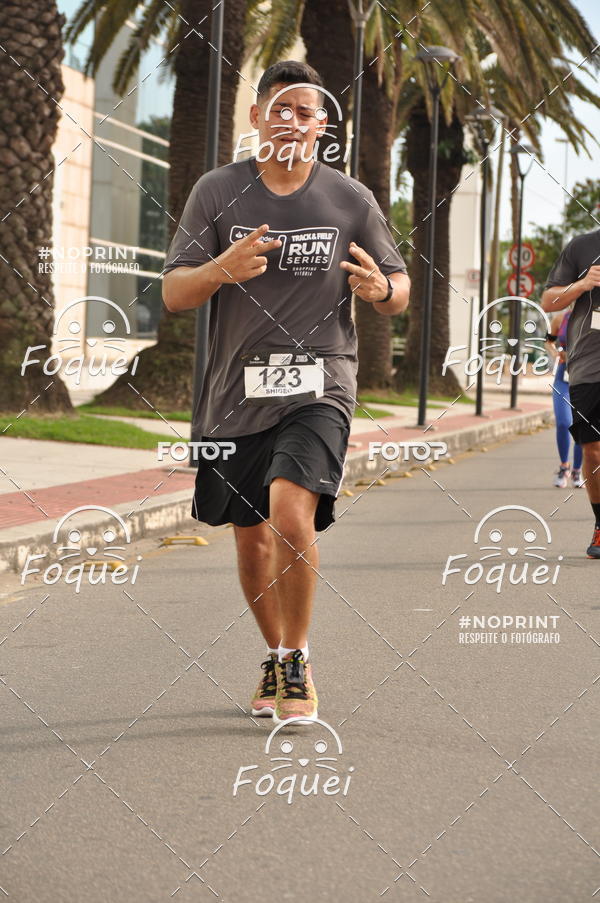 Buy your photos of the eventSantander Track&Field  Run Series - Shopping Vitria on Fotop