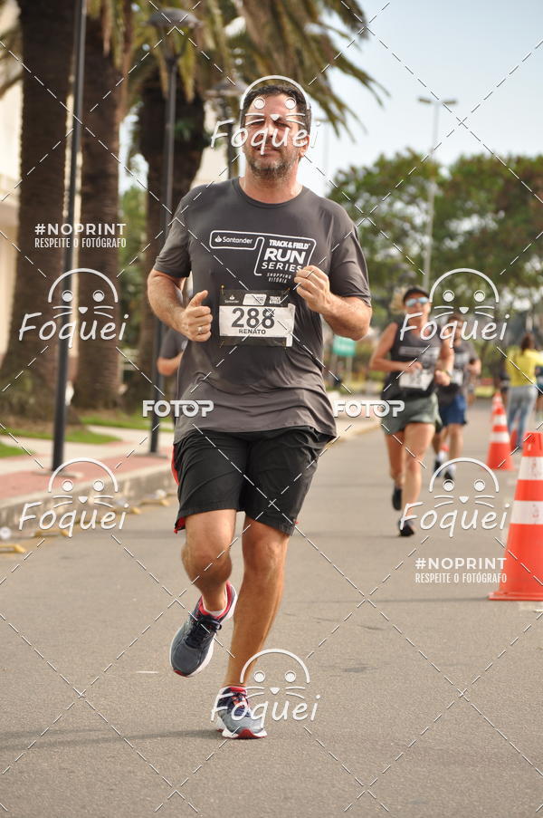 Buy your photos of the eventSantander Track&Field  Run Series - Shopping Vitria on Fotop