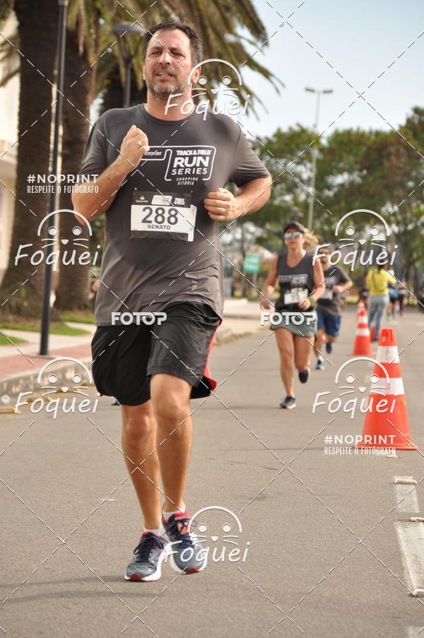 Buy your photos of the eventSantander Track&Field  Run Series - Shopping Vitria on Fotop