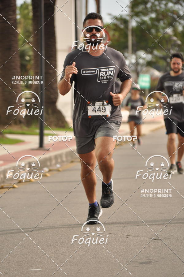 Buy your photos of the eventSantander Track&Field  Run Series - Shopping Vitria on Fotop