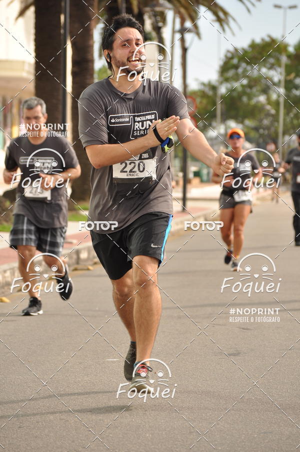 Buy your photos of the eventSantander Track&Field  Run Series - Shopping Vitria on Fotop