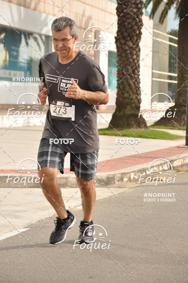 Buy your photos of the eventSantander Track&Field  Run Series - Shopping Vitria on Fotop