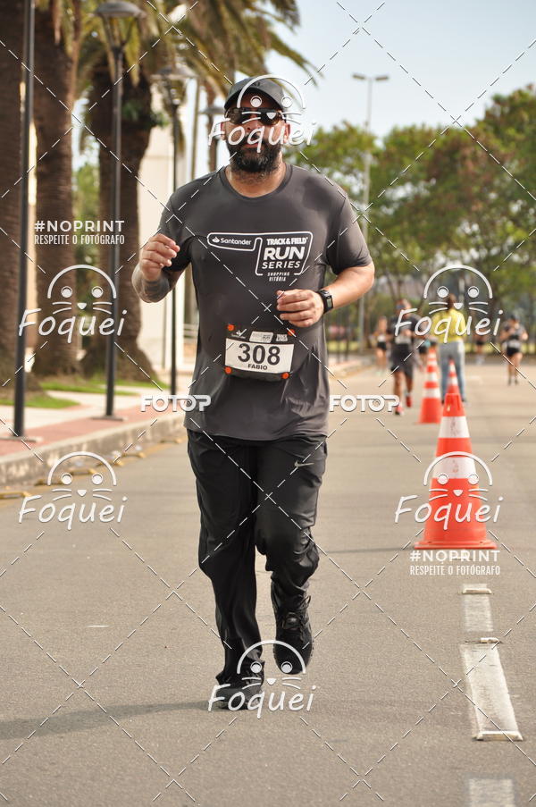 Buy your photos of the eventSantander Track&Field  Run Series - Shopping Vitria on Fotop