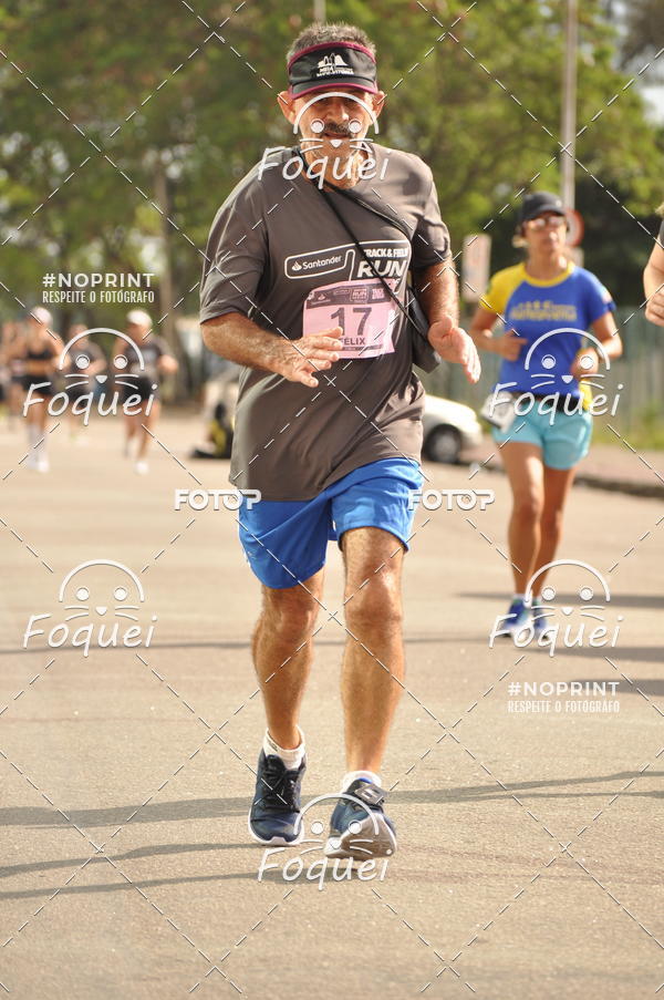 Buy your photos of the eventSantander Track&Field  Run Series - Shopping Vitria on Fotop