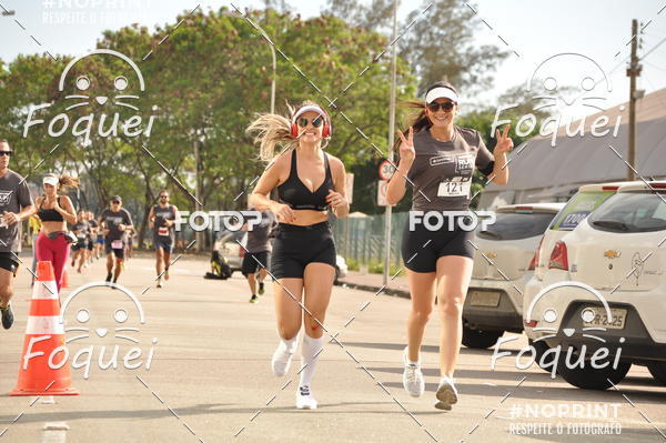 Buy your photos of the eventSantander Track&Field  Run Series - Shopping Vitria on Fotop