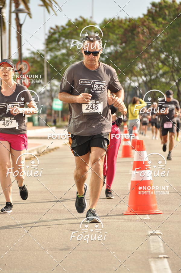 Buy your photos of the eventSantander Track&Field  Run Series - Shopping Vitria on Fotop