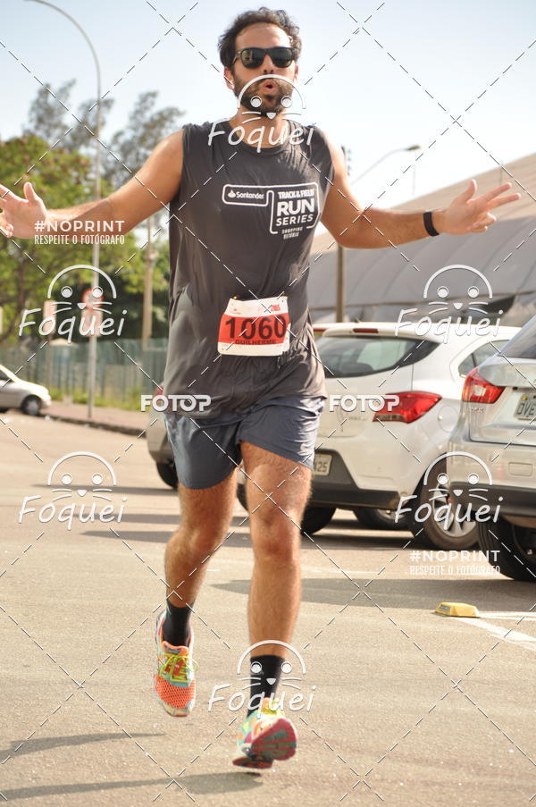 Buy your photos of the eventSantander Track&Field  Run Series - Shopping Vitria on Fotop