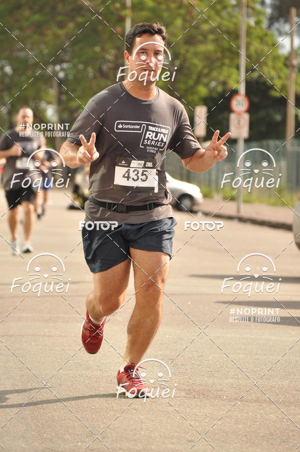 Buy your photos of the eventSantander Track&Field  Run Series - Shopping Vitria on Fotop