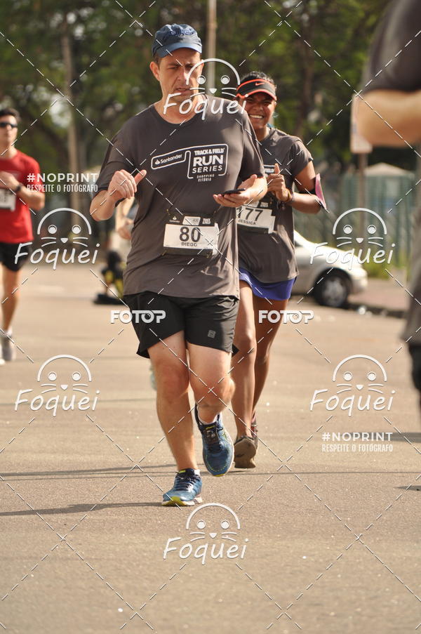 Buy your photos of the eventSantander Track&Field  Run Series - Shopping Vitria on Fotop