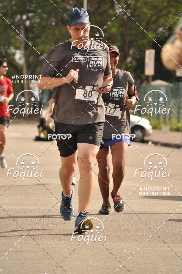 Buy your photos of the eventSantander Track&Field  Run Series - Shopping Vitria on Fotop