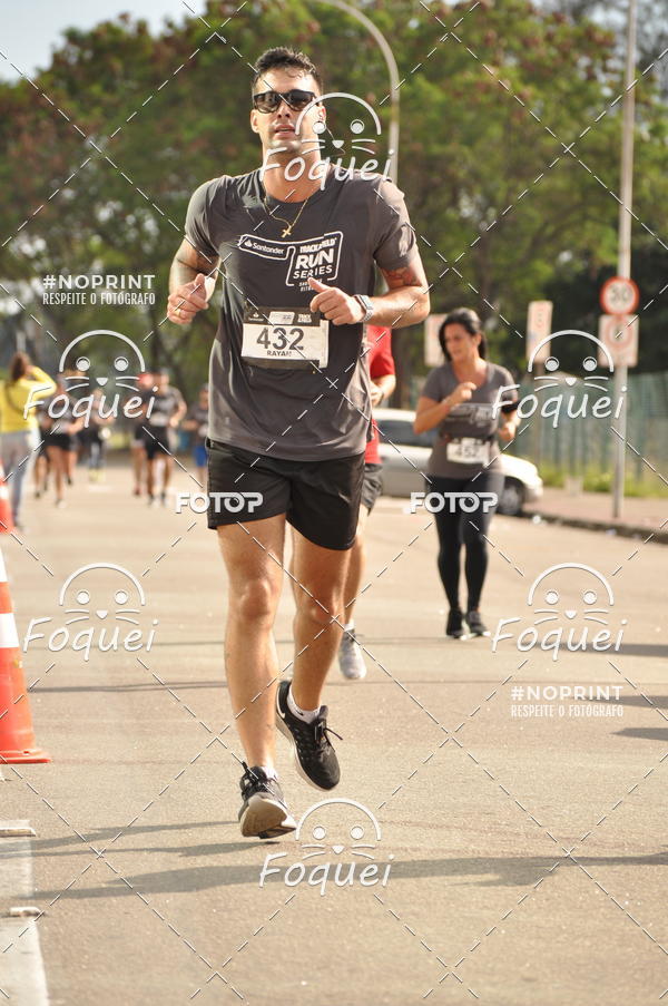 Buy your photos of the eventSantander Track&Field  Run Series - Shopping Vitria on Fotop
