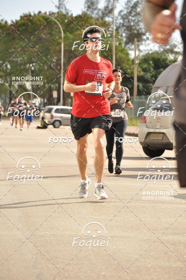 Buy your photos of the eventSantander Track&Field  Run Series - Shopping Vitria on Fotop