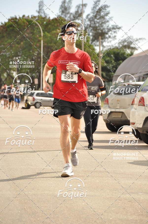 Buy your photos of the eventSantander Track&Field  Run Series - Shopping Vitria on Fotop