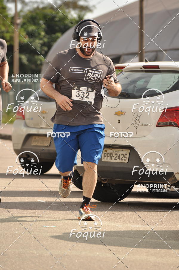 Buy your photos of the eventSantander Track&Field  Run Series - Shopping Vitria on Fotop