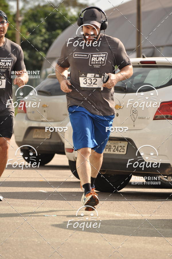 Buy your photos of the eventSantander Track&Field  Run Series - Shopping Vitria on Fotop