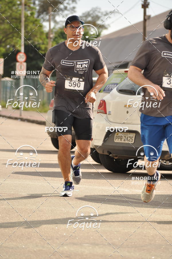 Buy your photos of the eventSantander Track&Field  Run Series - Shopping Vitria on Fotop