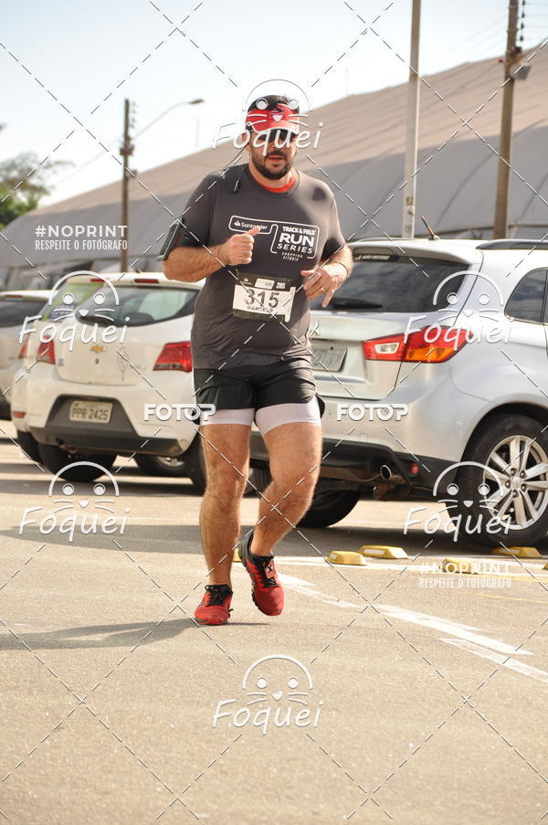 Buy your photos of the eventSantander Track&Field  Run Series - Shopping Vitria on Fotop