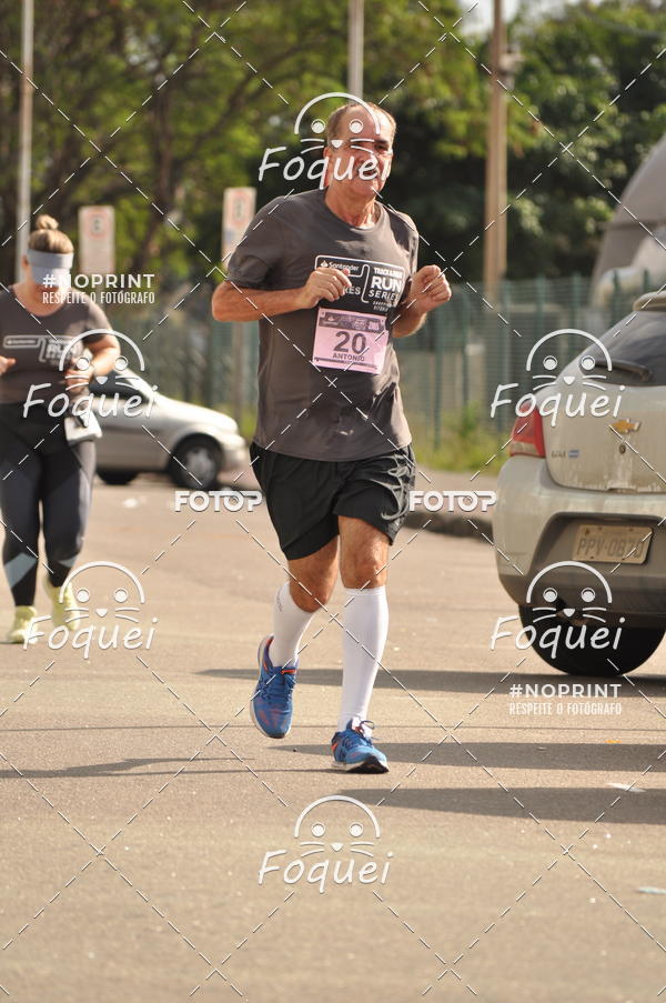 Buy your photos of the eventSantander Track&Field  Run Series - Shopping Vitria on Fotop