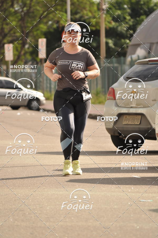 Buy your photos of the eventSantander Track&Field  Run Series - Shopping Vitria on Fotop