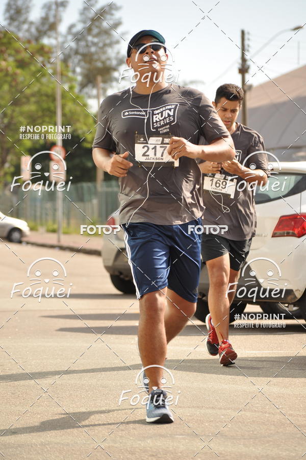Buy your photos of the eventSantander Track&Field  Run Series - Shopping Vitria on Fotop