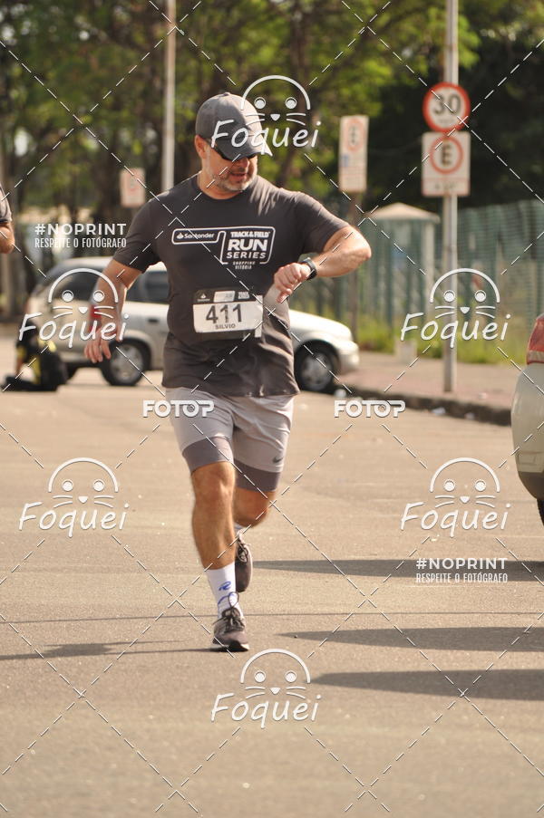 Buy your photos of the eventSantander Track&Field  Run Series - Shopping Vitria on Fotop
