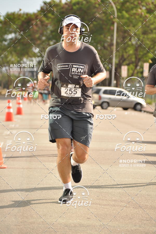 Buy your photos of the eventSantander Track&Field  Run Series - Shopping Vitria on Fotop