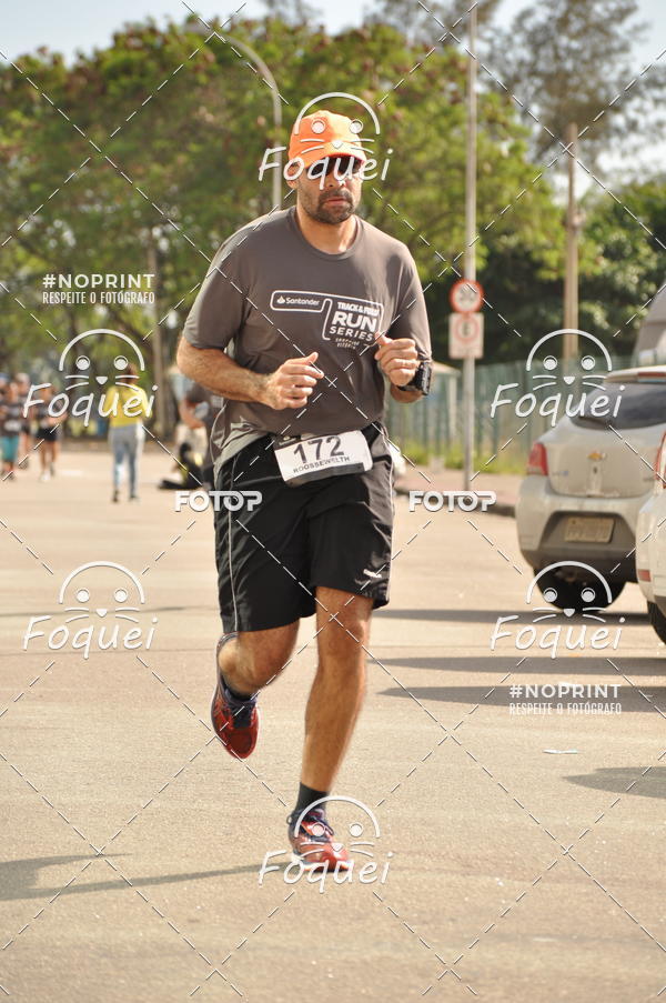 Buy your photos of the eventSantander Track&Field  Run Series - Shopping Vitria on Fotop