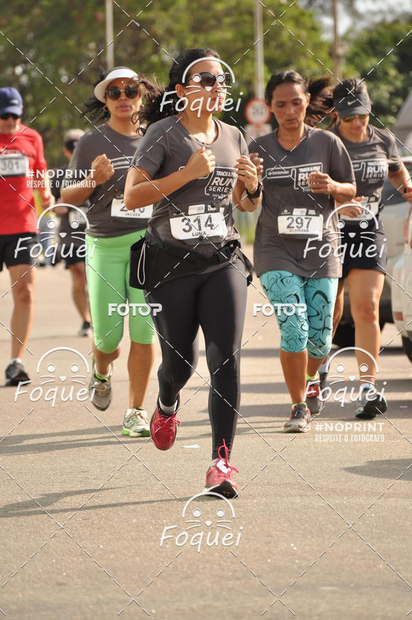 Buy your photos of the eventSantander Track&Field  Run Series - Shopping Vitria on Fotop