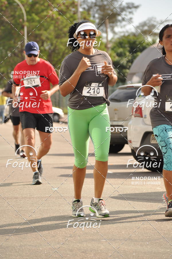 Buy your photos of the eventSantander Track&Field  Run Series - Shopping Vitria on Fotop