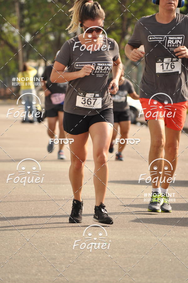 Buy your photos of the eventSantander Track&Field  Run Series - Shopping Vitria on Fotop