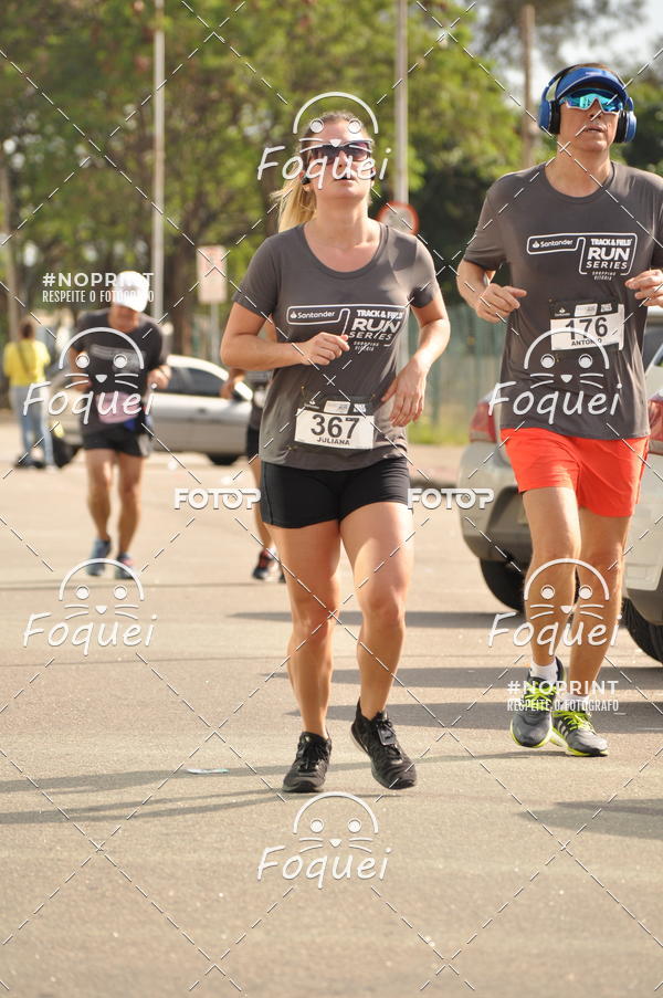 Buy your photos of the eventSantander Track&Field  Run Series - Shopping Vitria on Fotop
