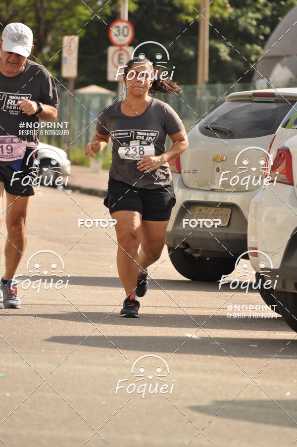 Buy your photos of the eventSantander Track&Field  Run Series - Shopping Vitria on Fotop