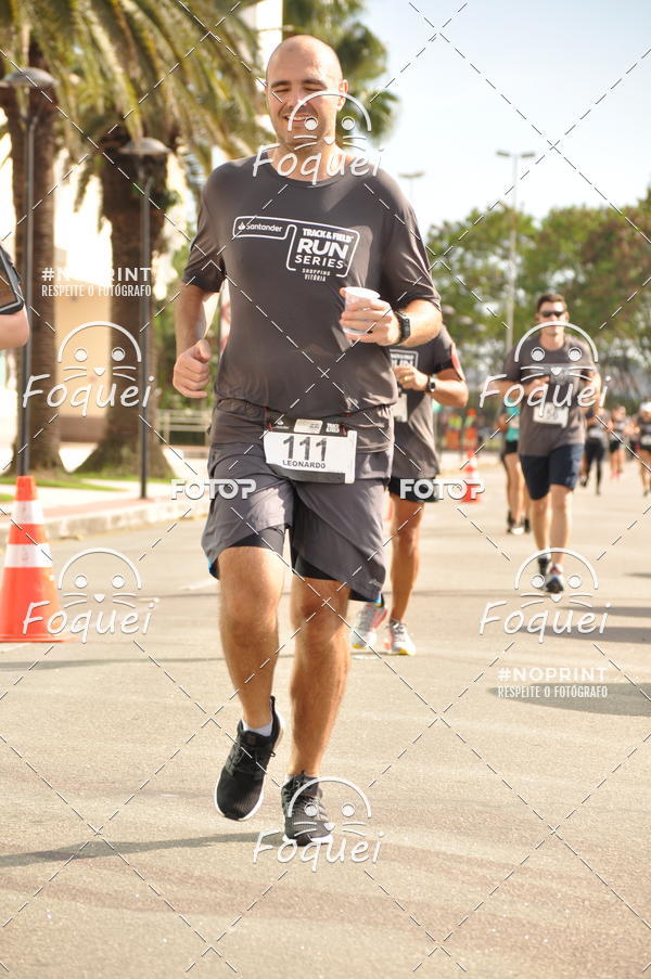 Buy your photos of the eventSantander Track&Field  Run Series - Shopping Vitria on Fotop