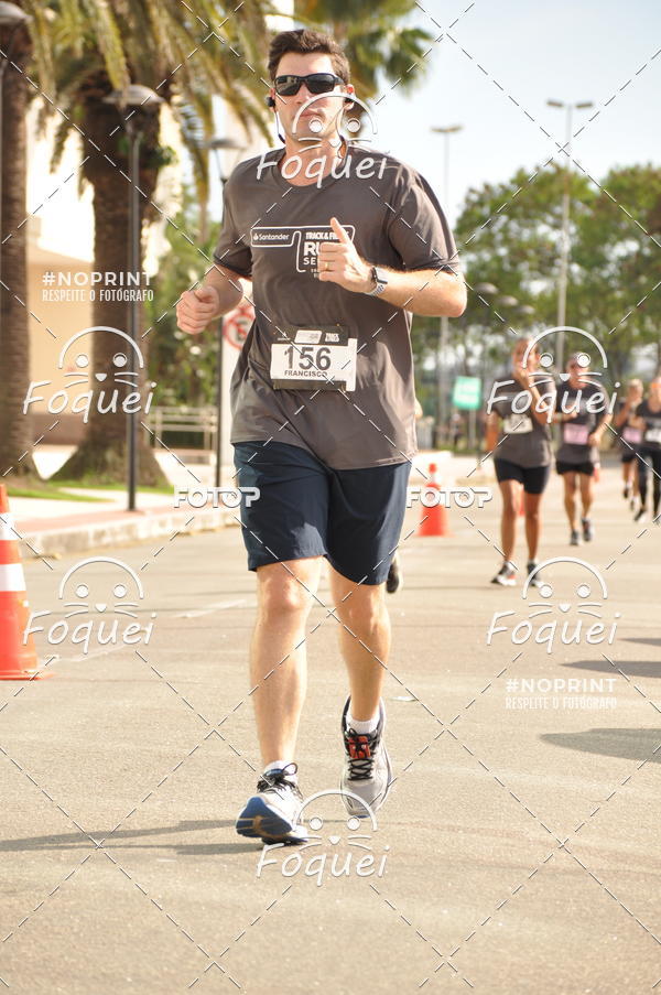 Buy your photos of the eventSantander Track&Field  Run Series - Shopping Vitria on Fotop