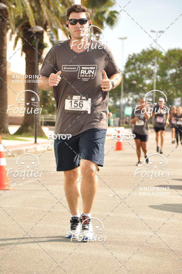 Buy your photos of the eventSantander Track&Field  Run Series - Shopping Vitria on Fotop