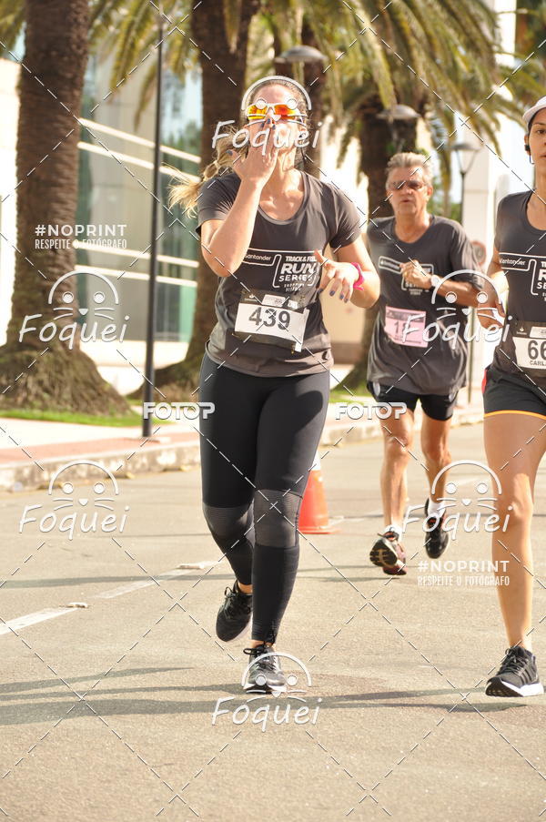 Buy your photos of the eventSantander Track&Field  Run Series - Shopping Vitria on Fotop