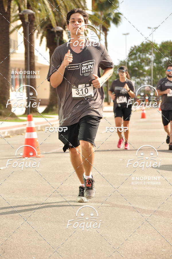 Buy your photos of the eventSantander Track&Field  Run Series - Shopping Vitria on Fotop