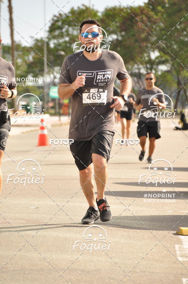 Buy your photos of the eventSantander Track&Field  Run Series - Shopping Vitria on Fotop