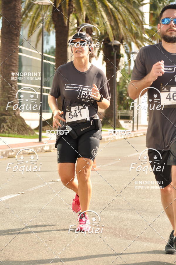 Buy your photos of the eventSantander Track&Field  Run Series - Shopping Vitria on Fotop