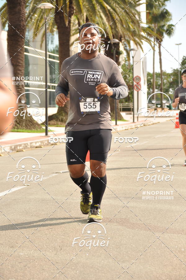 Buy your photos of the eventSantander Track&Field  Run Series - Shopping Vitria on Fotop