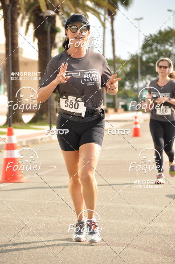 Buy your photos of the eventSantander Track&Field  Run Series - Shopping Vitria on Fotop