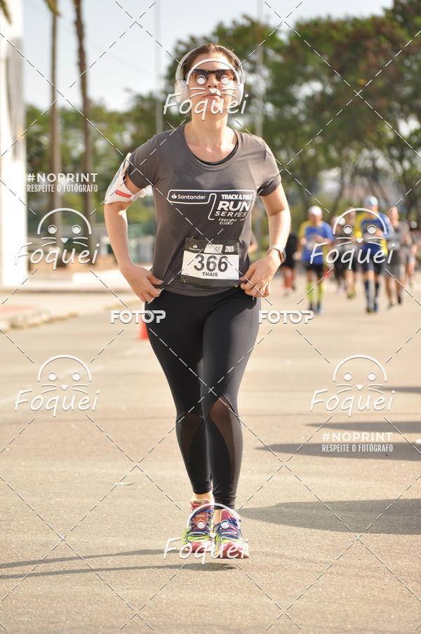 Buy your photos of the eventSantander Track&Field  Run Series - Shopping Vitria on Fotop