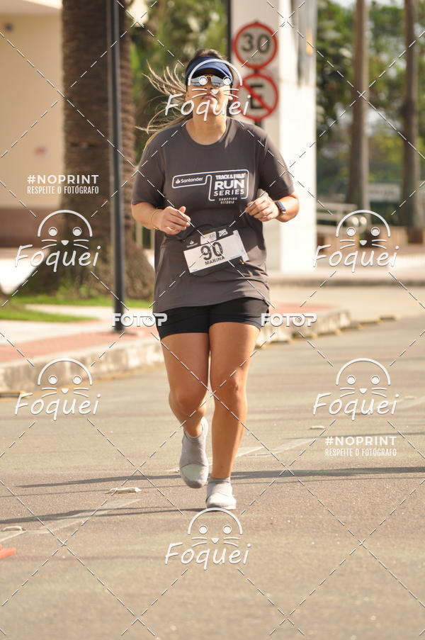 Buy your photos of the eventSantander Track&Field  Run Series - Shopping Vitria on Fotop