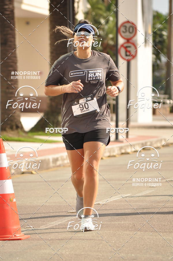 Buy your photos of the eventSantander Track&Field  Run Series - Shopping Vitria on Fotop
