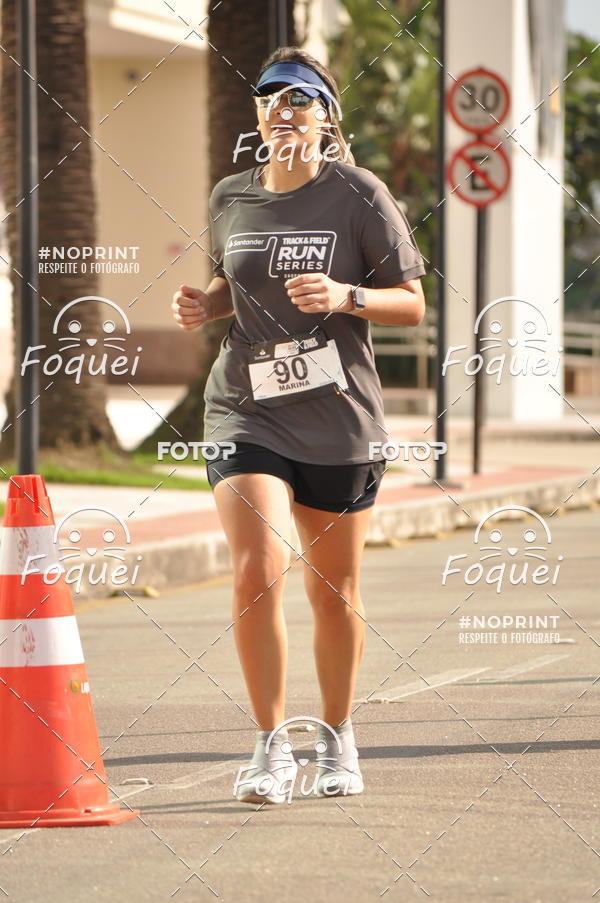 Buy your photos of the eventSantander Track&Field  Run Series - Shopping Vitria on Fotop