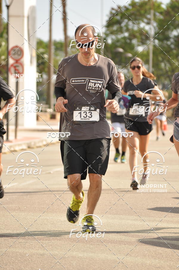 Buy your photos of the eventSantander Track&Field  Run Series - Shopping Vitria on Fotop