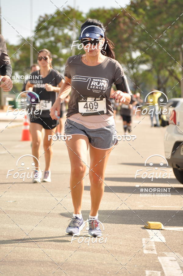 Buy your photos of the eventSantander Track&Field  Run Series - Shopping Vitria on Fotop