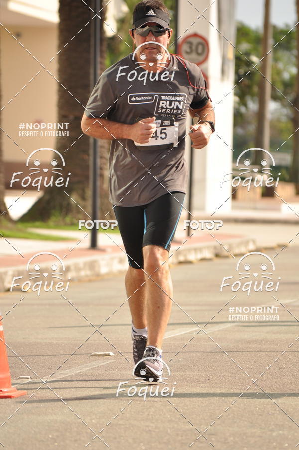 Buy your photos of the eventSantander Track&Field  Run Series - Shopping Vitria on Fotop