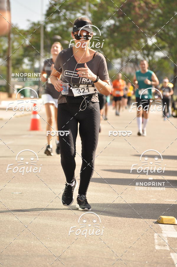 Buy your photos of the eventSantander Track&Field  Run Series - Shopping Vitria on Fotop